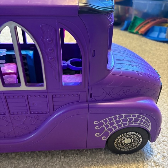 Purple Kids Toy Bus with Accessories - Picture 10 of 10